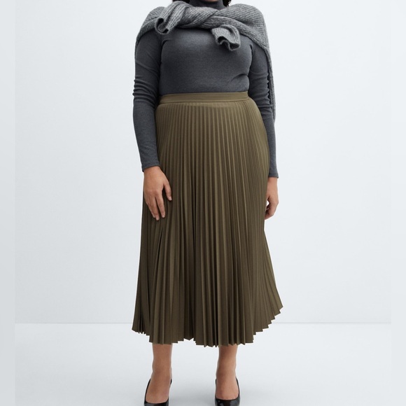 MANGO Pleated Long Skirt Size 12 - Picture 1 of 8